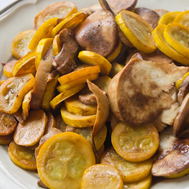 King trumpet mushroom and zucchini with balsamic